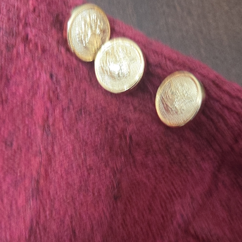 Nine West Burgundy Sweater with Gold Button Details - Picture 5 of 9